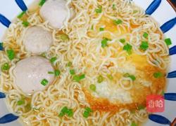 鸡蛋肉丸方便面的做法图解7
