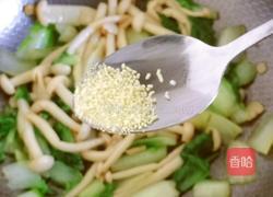 海鲜菇炒小白菜的做法图解13