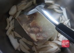 菌菇鸡汤荞麦面的做法图解5