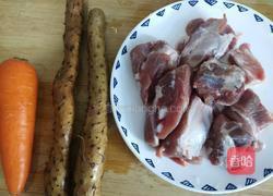 山药胡萝卜排骨汤的做法图解1