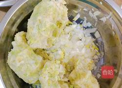 牛肉白菜馅的做法图解5
