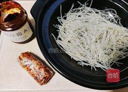 肉沫粉丝煲的做法图解1