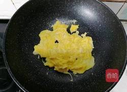 青椒炒鸡蛋的做法图解7