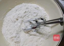 电饭煲戚风蛋糕的做法图解5