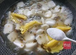 蛋饺外婆菜年糕汤的做法图解9