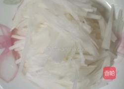 萝卜丝炒牛肉的做法图解2