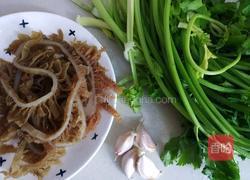 芹菜牛百叶的做法图解1