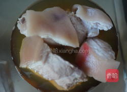 酒酿蹄髈的做法图解4