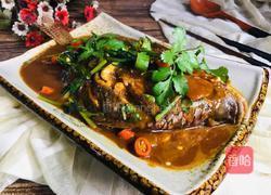 香菜烧鲫鱼的做法图解12