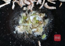 白菜帮蒜黄炒肉丝的做法图解10