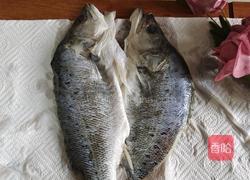 蒜香烤鲈鱼的做法图解2