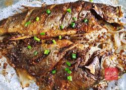 蒜香烤鲈鱼的做法图解12