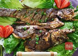 蒜香烤鲈鱼的做法图解13