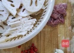 肉炒藕片的做法图解2