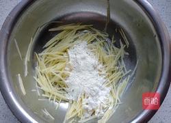 炒洋芋擦擦的做法图解3
