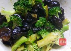 葱油木耳西兰花的做法图解7
