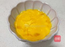 鸡蛋泡面的做法图解1