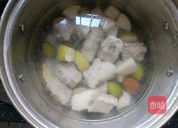 雪梨橄榄排骨汤的做法图解5