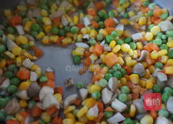 Illustration of how to make mushrooms and mixed vegetables 4