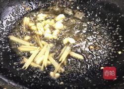 红菜苔梗炒肉的做法图解5
