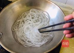 猪肉粉条烩菜的做法图解1