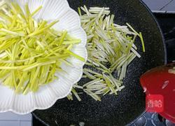 蒜黄炒鸡蛋的做法图解12