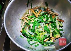 蒜苗炒香干的做法图解7
