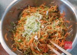 炸萝卜丸子的做法图解1