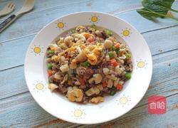 海鲜菇炒饭的做法图解1