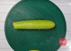 西葫芦炒鸡蛋的做法图解2