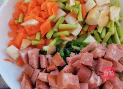 炒面鱼的做法图解1