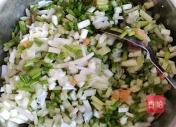 猪肉香葱榨菜锅盔的做法图解6