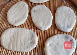 猪肉香葱榨菜锅盔的做法图解15