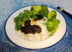松茸牛肉酱拌面