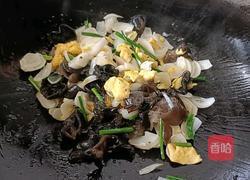 鸡蛋百合炒木耳的做法图解9