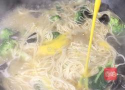 木耳汤面的做法图解7