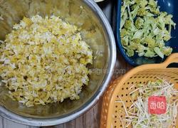 酸菜炒饭的做法图解1