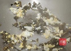 酸菜炒饭的做法图解4
