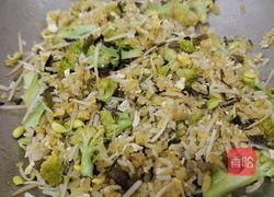 酸菜炒饭的做法图解9