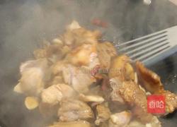 排骨炖酸菜的做法图解9