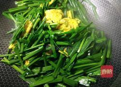 韭菜炒鸡蛋的做法图解7