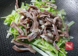 芹菜肚条的做法图解7