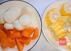 排骨玉米马蹄汤的做法图解2