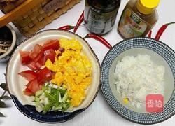 番茄鸡蛋炒饭的做法图解4