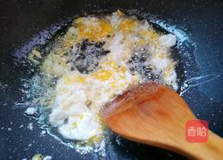 虾仁蛋炒饭的做法图解4