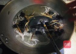 酸辣肉丝汤的做法图解3