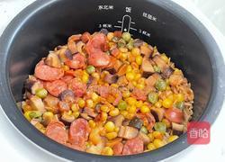 香肠焖饭的做法图解6