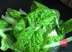 香菇荷包蛋汤面的做法图解2