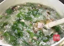 Illustration of how to make wolfberry and shrimp skin porridge 8