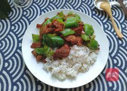 尖椒小炒肉盖饭的做法图解12